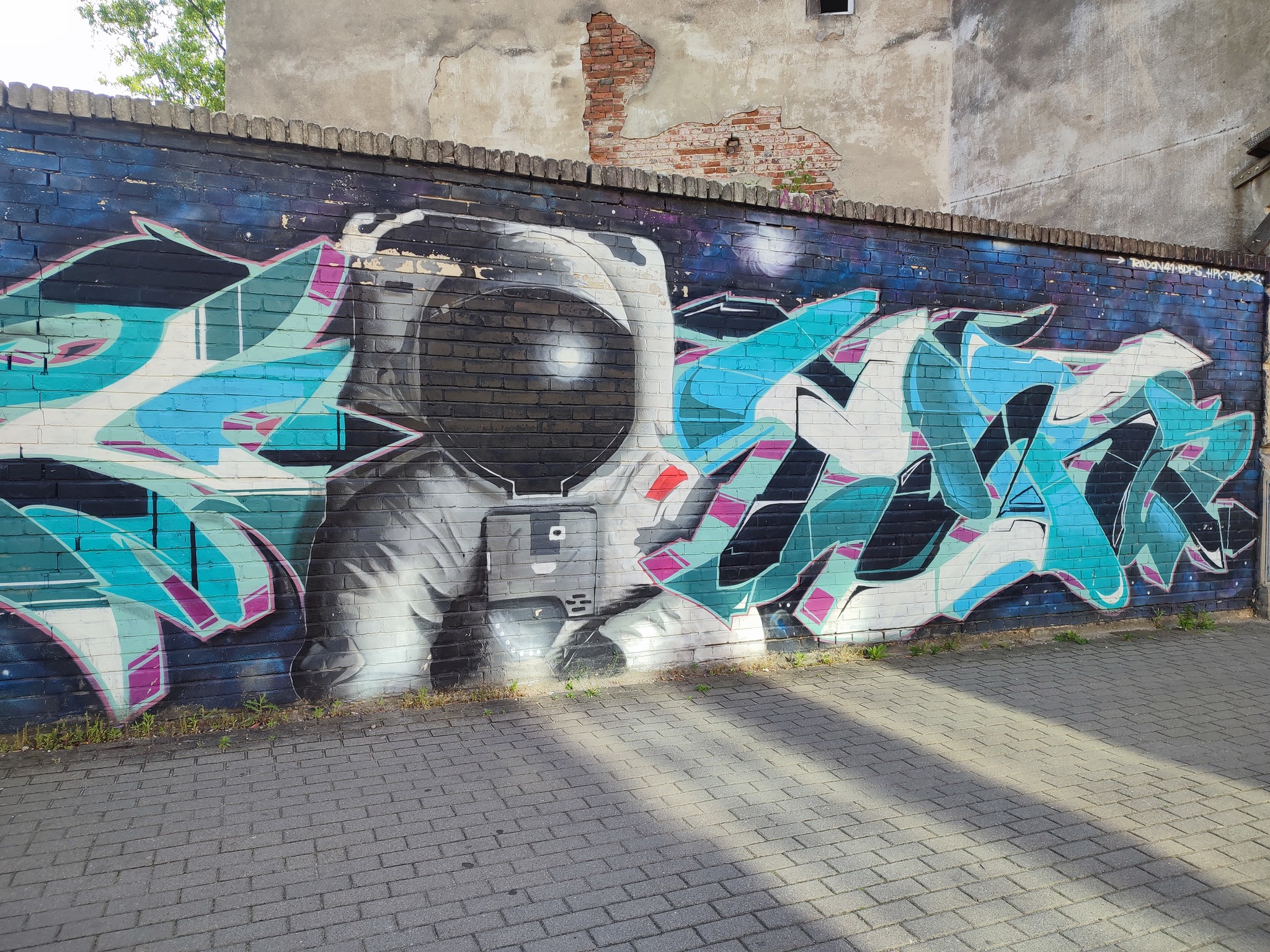 Siedlecki street art, czyli murale i graffiti - bezpłatny spacer na ok. 5,5 km - odsłona 1/2
